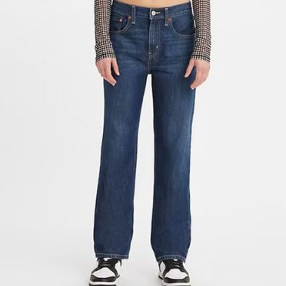 Like new condition Levi's Low Pro Women's Jeans in grey